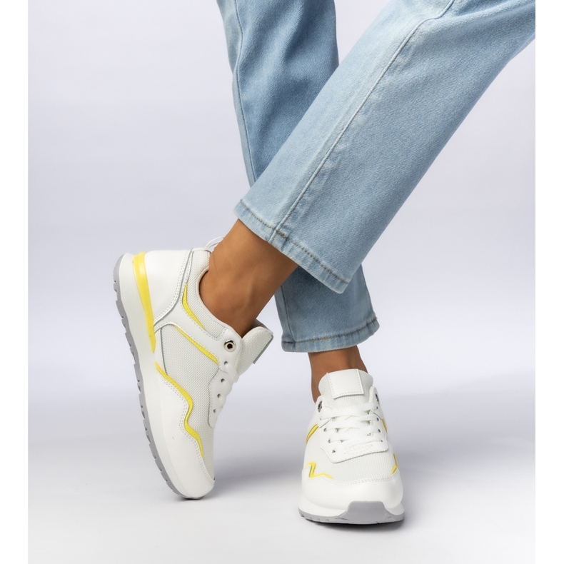Kvinders hvide sports -sneakers 1