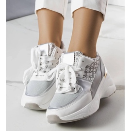 D/GMR Grå sneakers dekoreret med Lora-monogrammet 2
