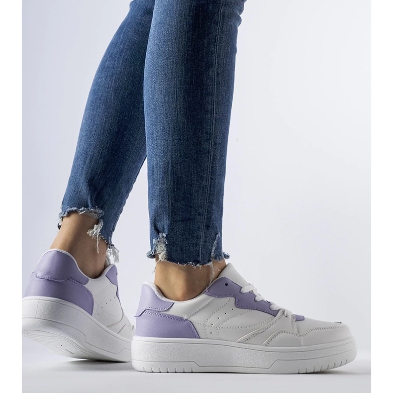 D/GMR Hvide sneakers med lilla Fournie-accenter 2