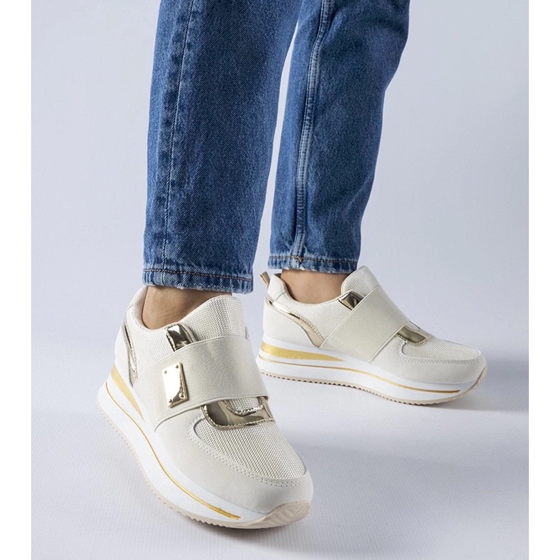 D/GMR Beige slip-on sneakers med Sages platform 2