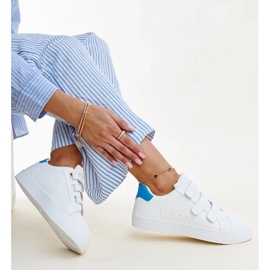 Hvide og blå velcro sneakers fra Samala 2