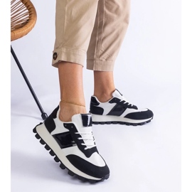 D/CEO Sorte sneakers med en synlig Restia Protector 2