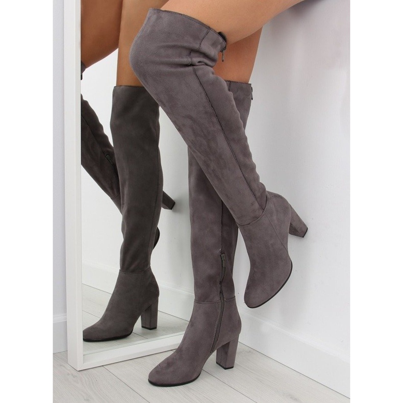 Grå Over-knee støvler T062 grå 1