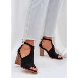 Sandaler på Eco Suede Post sort 2