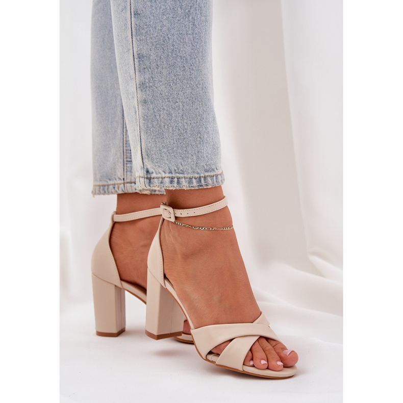 Sandaler på en stanghæl med Eco Leather Beige 2