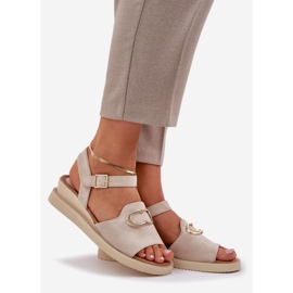 Jezzi Kvinders kilesandaler med et ornament beige 1