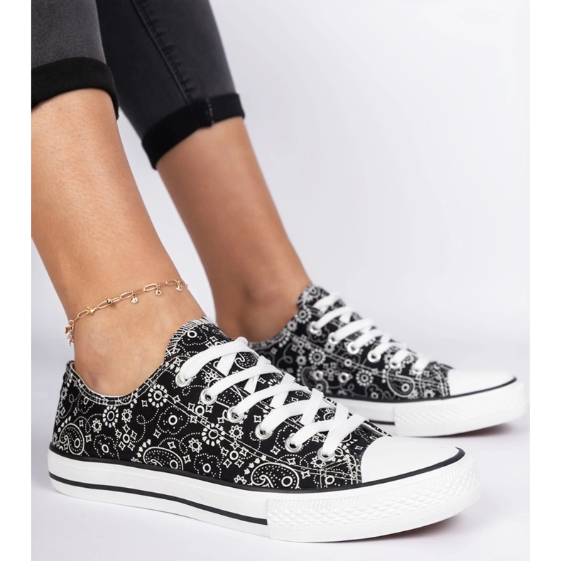 Sorte kvindemateriale sneakers i aztekisk stil 2
