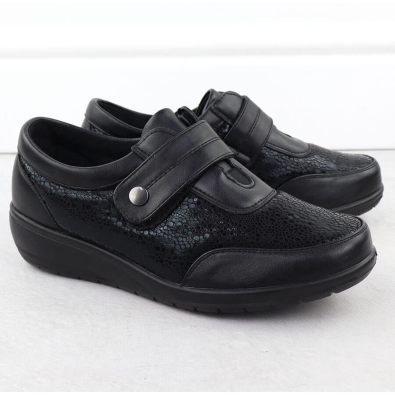 Kvinders komfortable sko med velcro sort unisoft 9022 2