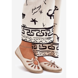 Flad ballerinaer lavet af naturlig læder zazoo 10179 beige 1