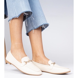 Beige elegante loafers med en gylden dekoration og zirkoner 2