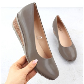 Vinceza Kvinders pumper. beige 1