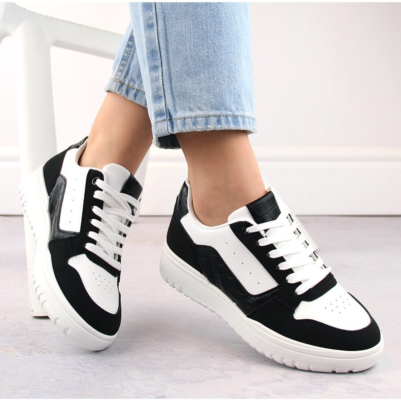 Sort og hvid panda sportssneakers til kvinder McBraun 23263 1