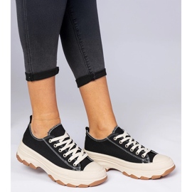 Sorte sneakers med tyk sål 1