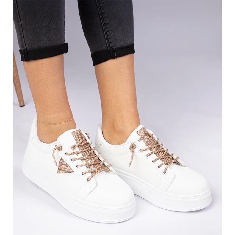 Hvide sneakers sneakers med champagne zirkoner 1