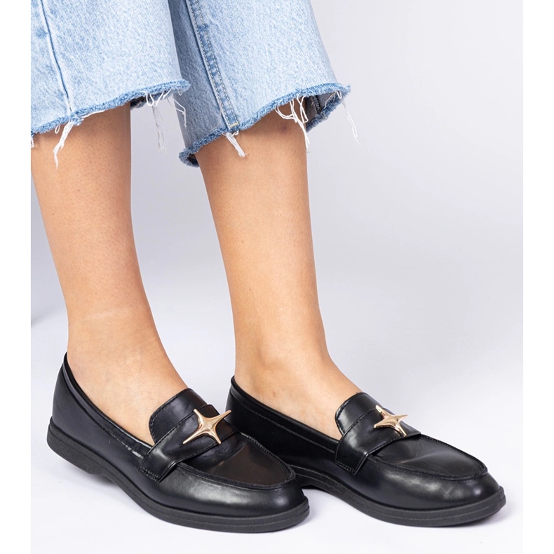 Sorte dame loafers med gulddekoration 2