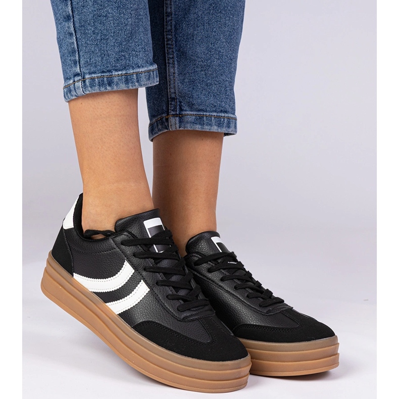 Sorte sneakers kvinders sneakers på platformen 2
