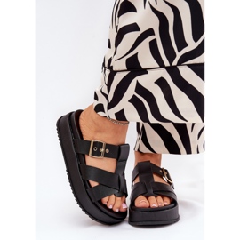 Kvinders flip flops på platformen med striber og klemme sort 2