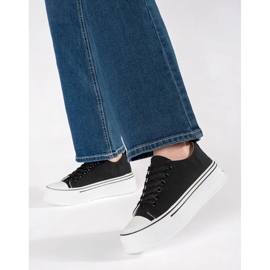 Sorte damesneakers med tyk sål 1
