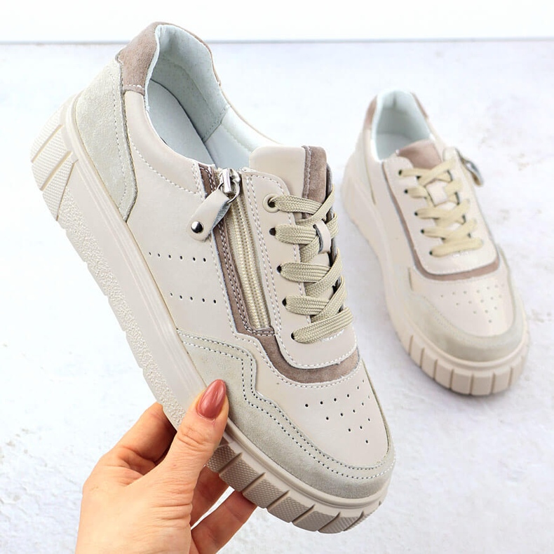 Læder sneakers på Filippo DP6862 beige platform 1
