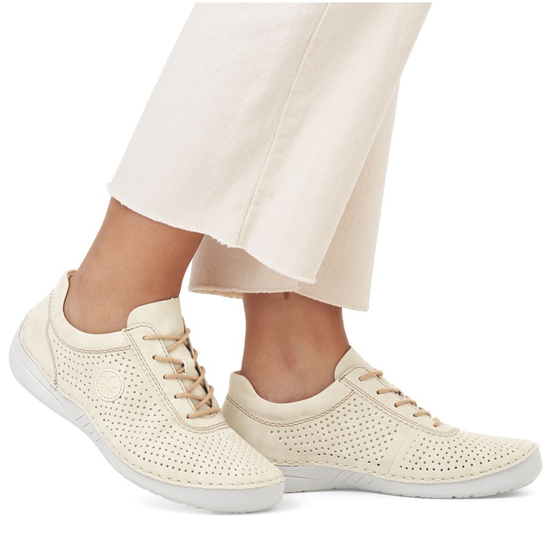 Kvinders lædersko perforerede beige Rieker 52546-60 2