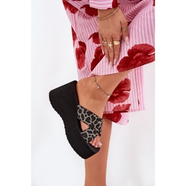 Kvinders flip flops på kile og platform leopard print sort beige 3