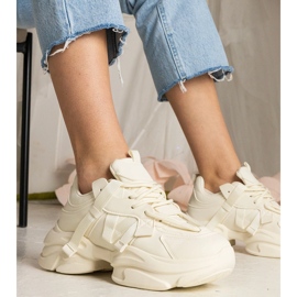 Beige sneakers kvinders massive sportsgrene 1