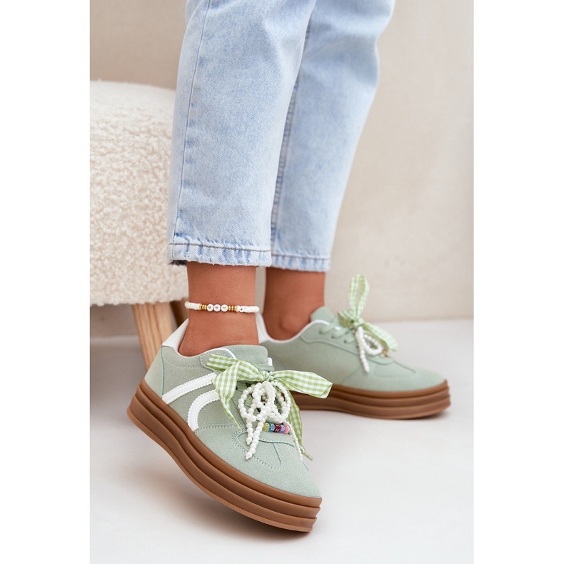 Kvinders sneakers på platformen med grønne ornamenter 2