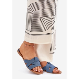 Flad kvinders flip flops med sammenvævet denimstriber blå 1