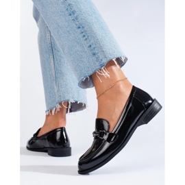 Shelovet klassiske loafers i sort lak 4
