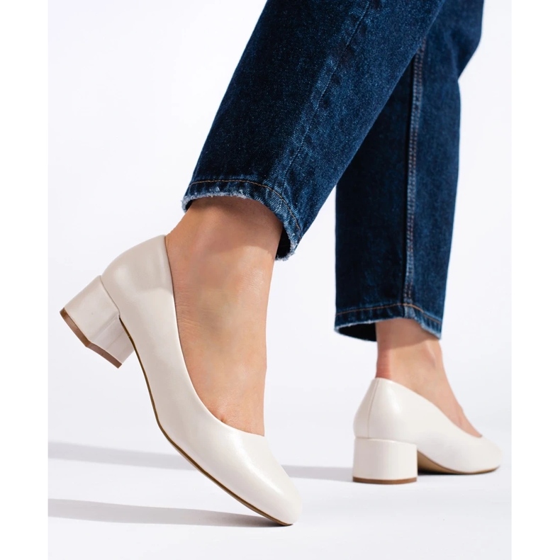 Lavhælede pumps til kvinder, lys beige 1