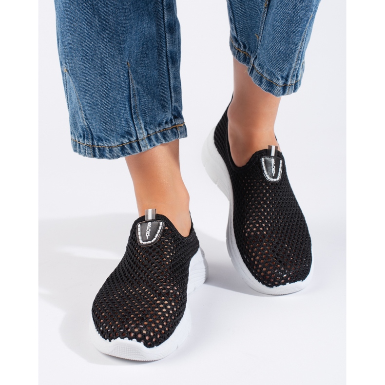 Gennembrudt slip-on sorte sportssko 2