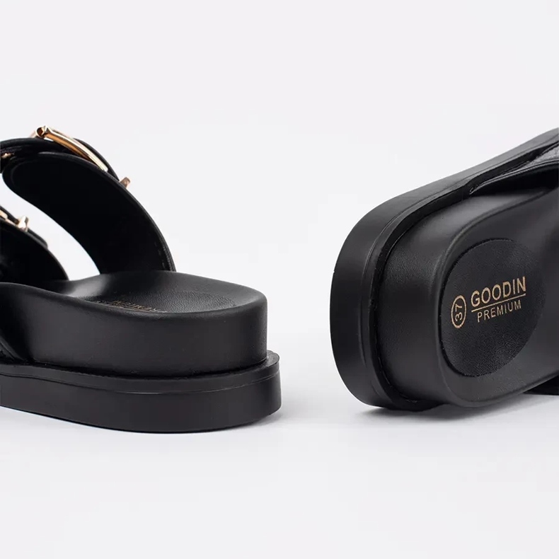 Goodin Sort flad flip flops med spænder 1