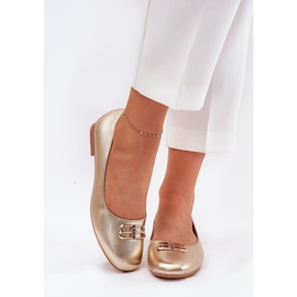 Elegant kvinders ballerinaer med en Vinceza PLN 62206 Golden gylden 1