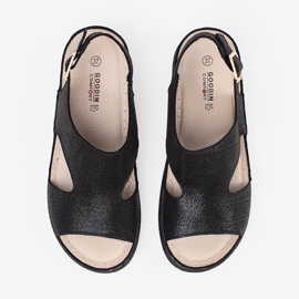 Goodin Sorte sandaler på en let platform 3