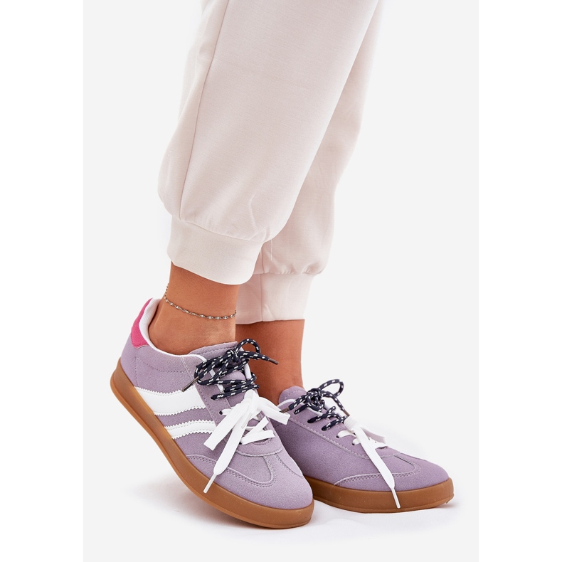 Lav kvinders sneakers med dobbelt lilla snøring 1