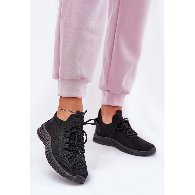 Sorte slip-on sportssko til kvinder 2