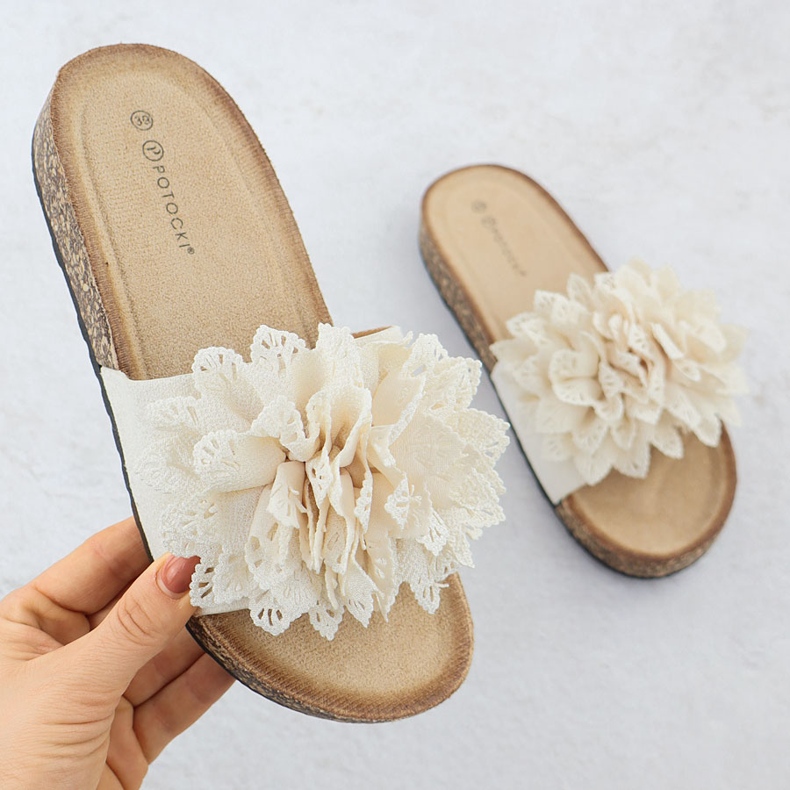 Kvinders flip flops med blomster beige potocki GN17301 1