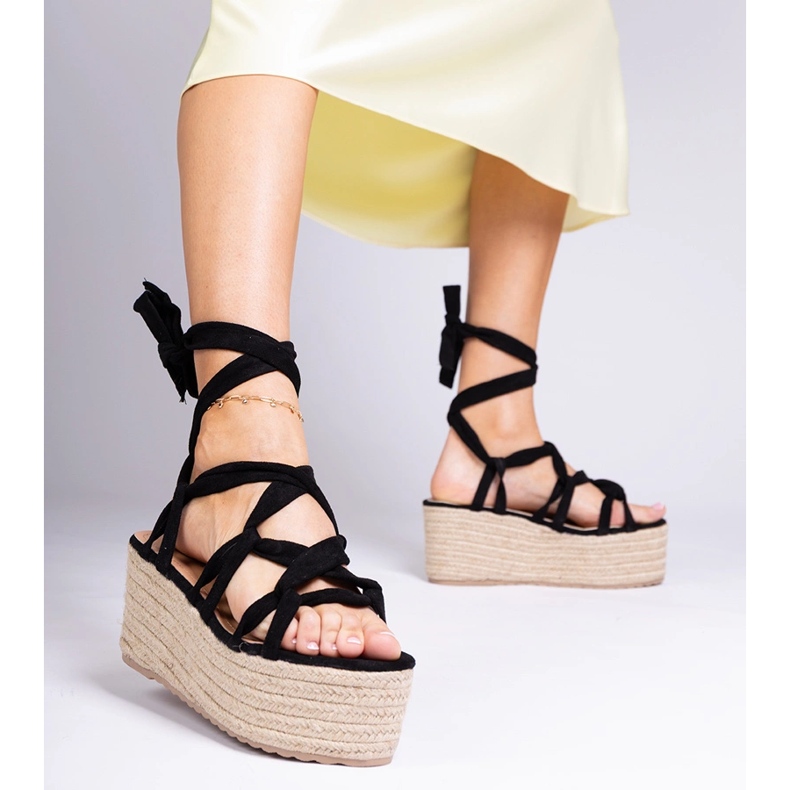 Sorte espadriller på en høj platform 2