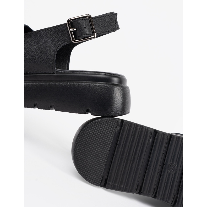 Goodin Sorte klassiske sandaler på platformen 1