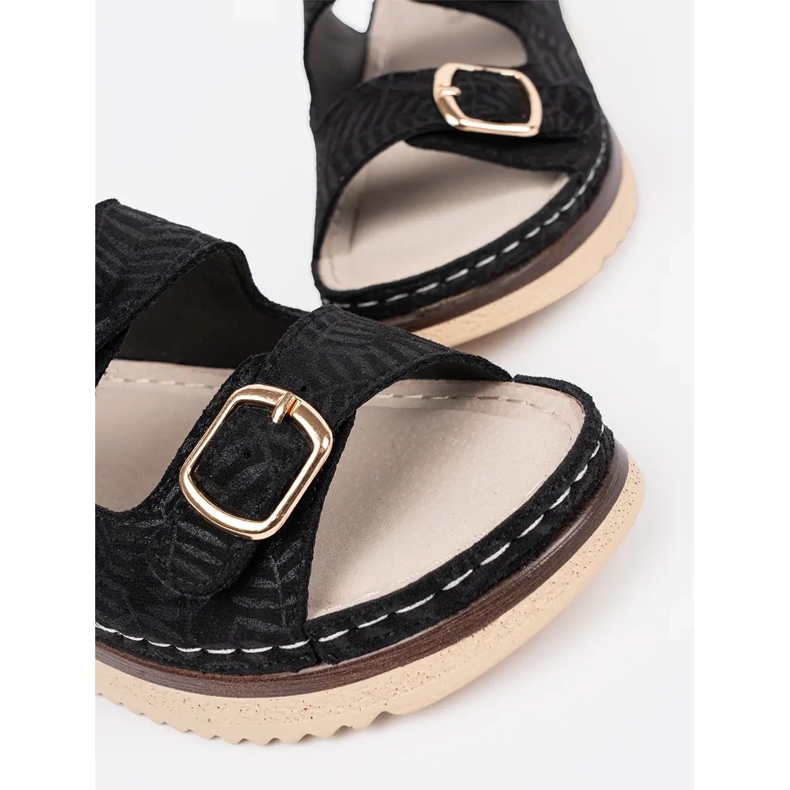 Goodin Sorte sandaler med gyldne elementer 1