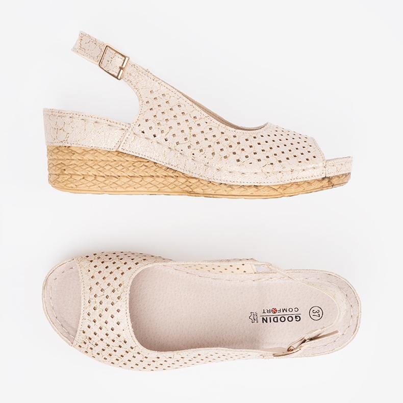 Goodin Beige gennembrudte kilesandaler 1