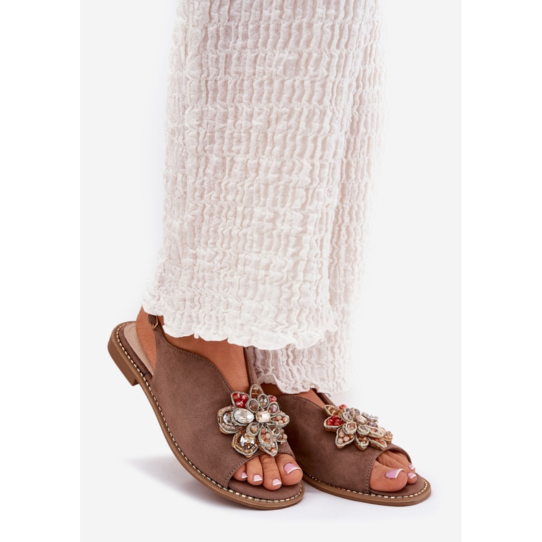 S.Barski Fladhælede kvinders sandaler med et ornament af S. barski Kv27-001 mørk beige 1
