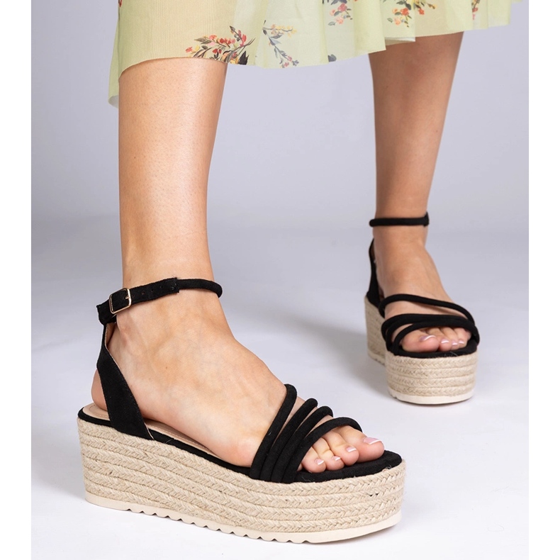 Sorte espadrillessandaler på platformen 2