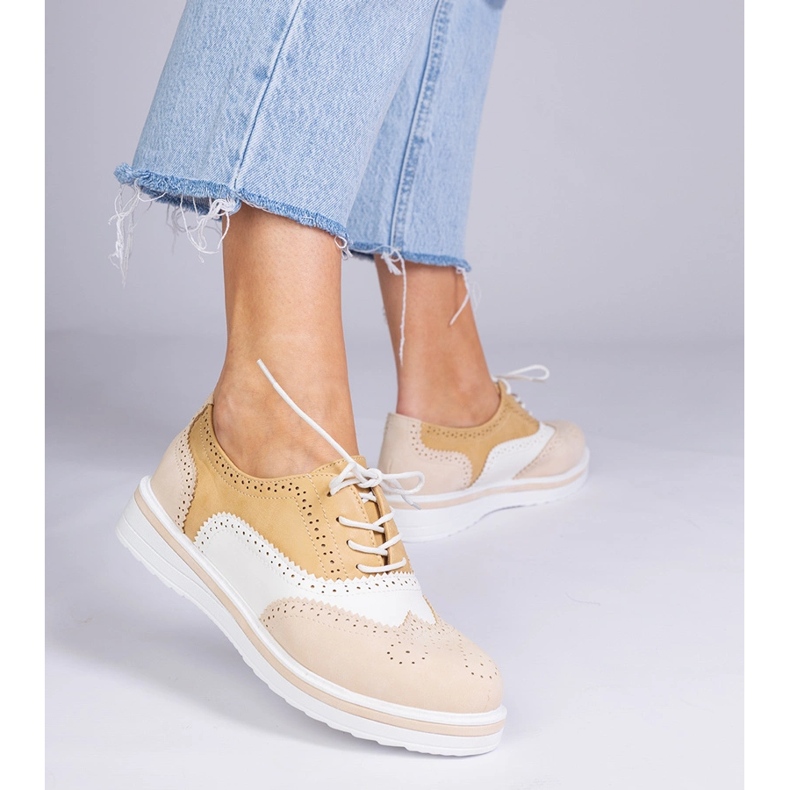 Beige klassiske Oxford -sko 1
