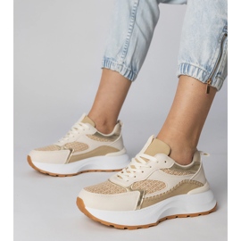 Beige sports sneakers med en flettet indsats 1