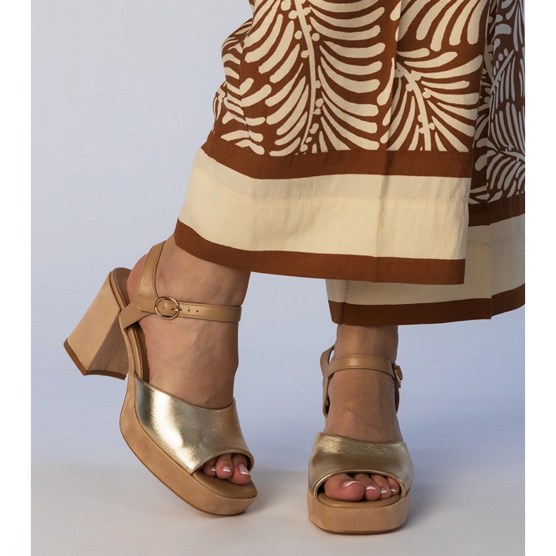 Højhælede sandaler i guld til kvinder gylden 1