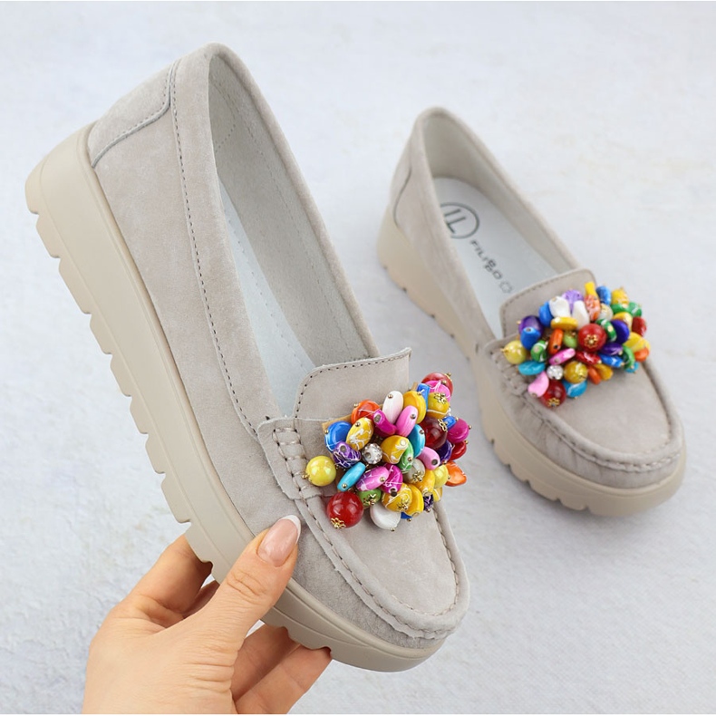 Læder loafers på en platform med beige beige filippo 6828 1