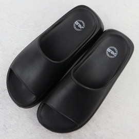 Kvinders flip flops på en tyk platform Pool Beach Black News 7303 sort 3
