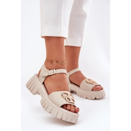 Vinceza Kvinders lædersandaler med en gylden detalje af Vincez 79541 beige 2