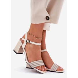 Kvinders sandaler på stolpen med zirkoner og Vinceza 62228 sort beige 1